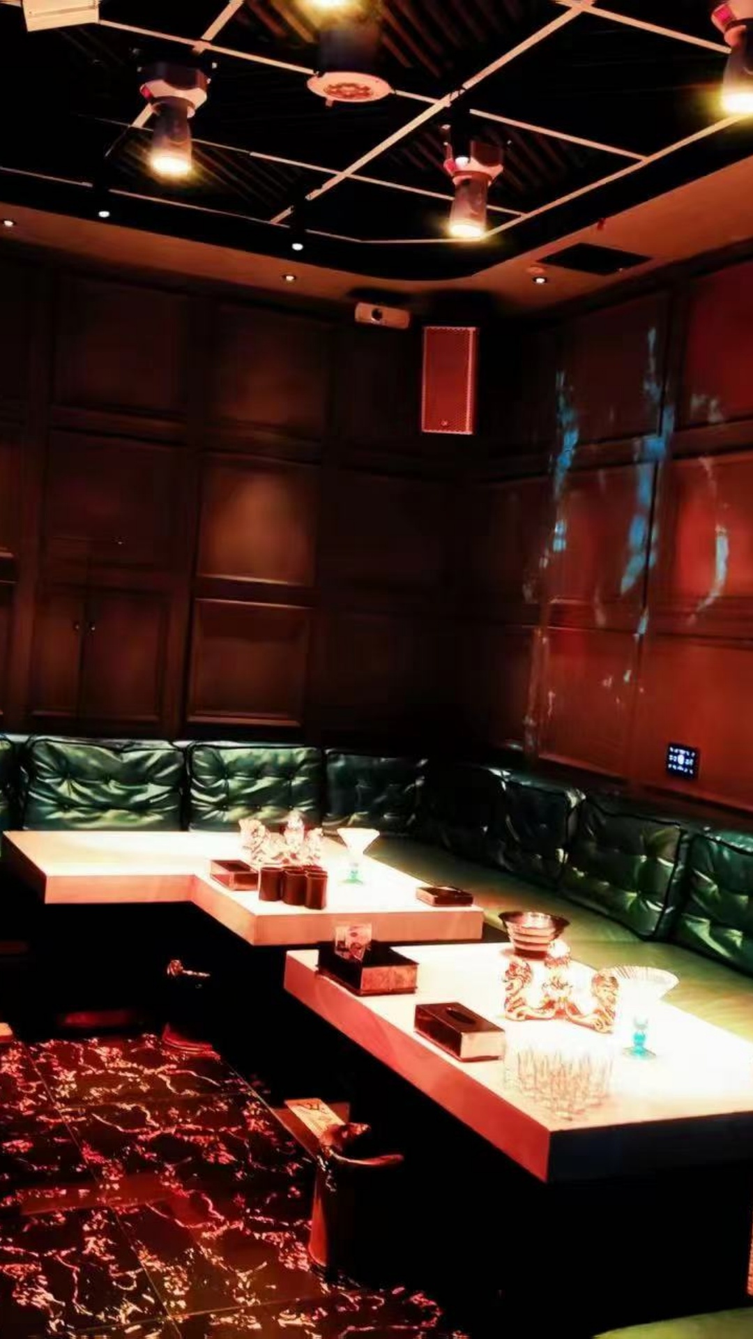 豪华包厢内部环境